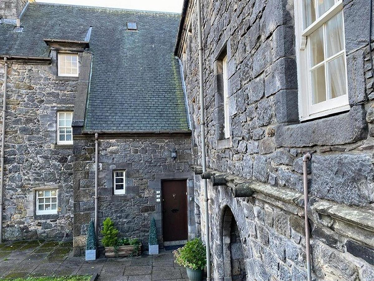 Menstrie Castle Stay Стерлинг Экстерьер фото